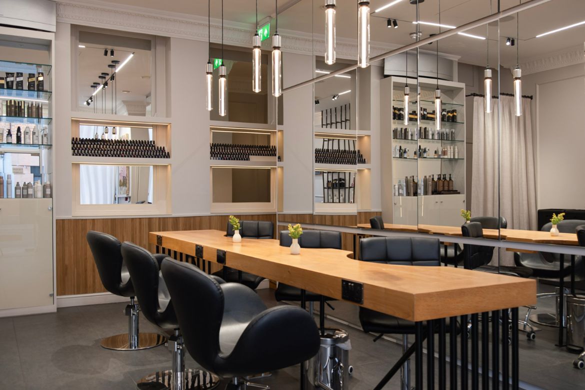 Sakurami's chain of beauty salons has established itself as a leader in the industry, offering exquisite spaces where clients enjoy bespoke and exclusive treatments. 

Located on the iconic King?s Road in Chelsea, Sakurami London embodies the essence of the brand. In this stylish and historic setting, clients experience services that blend elegance